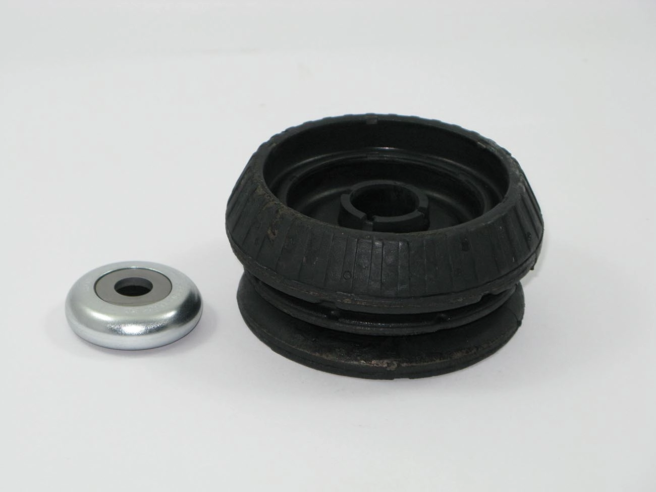 COXIM AMORTECEDOR FORD FIESTA 96/2001 - COURIER 96/ - KA 97/2013 - C/ROLAMENTO