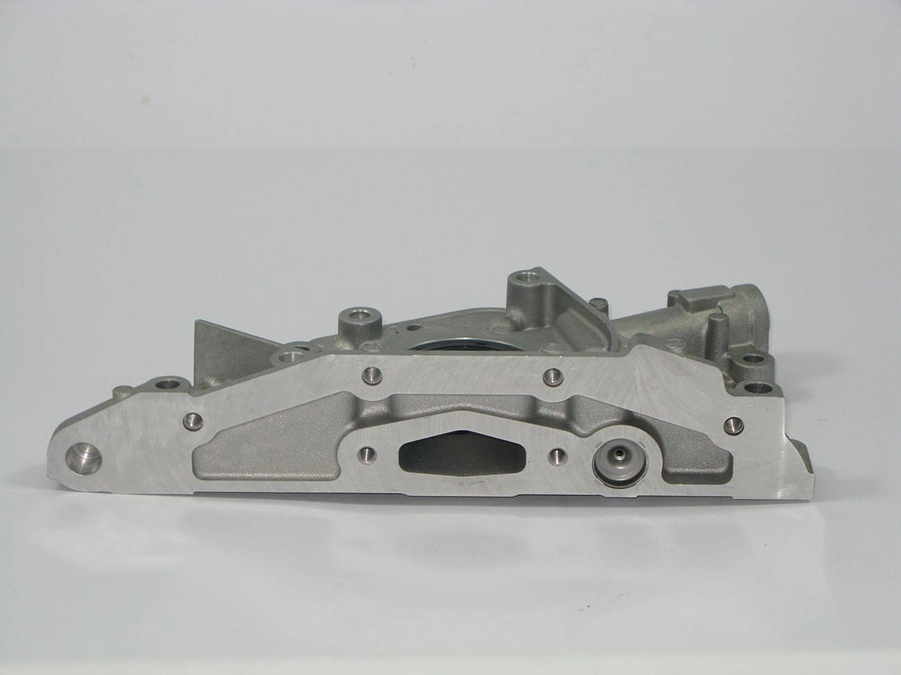 BOMBA ÓLEO MOTOR PEUGEOT 307/308/407/408 2.0 16V 2001/ - CITROEN XSARA/PICASSO/C4/C5/C8 2.0 16V 99/