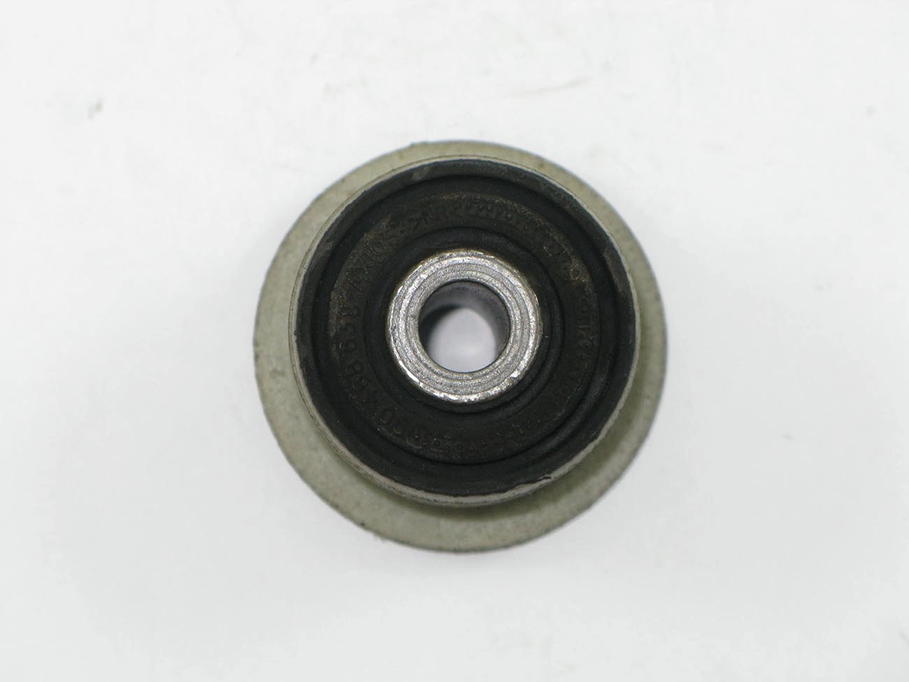 BUCHA TRASEIRA BANDEJA SUSPENSÃO DIANTEIRA GM VECTRA 06/11 GT/GTX 07/11 ASTRA/ZAFIRA 99/ DIAN