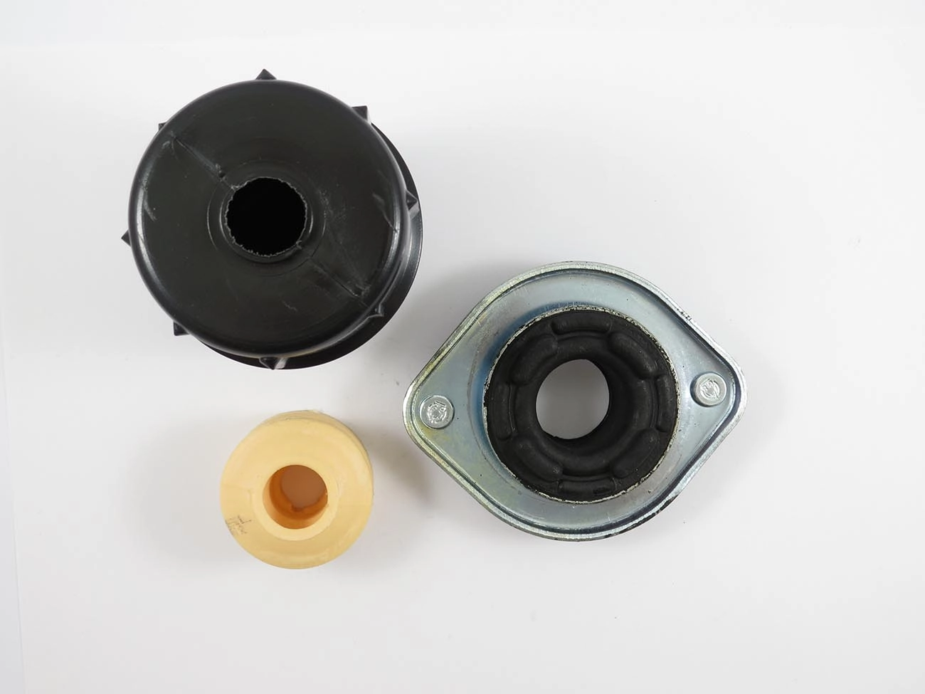 KIT AMORTECEDOR DIANTEIRO COMPLETO COXIM/BATENTE/COIFA SEM ROLAMENTO GM CELTA 01/07 PRISMA 06/07 CORSA 94/99 PICK-UP 95/03 S/R