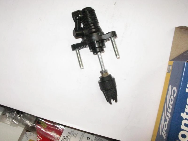 CILINDRO MESTRE DE EMBREAGEM TOYOTA HILUX/SW 2006/ - 5/8 - 15,87MM