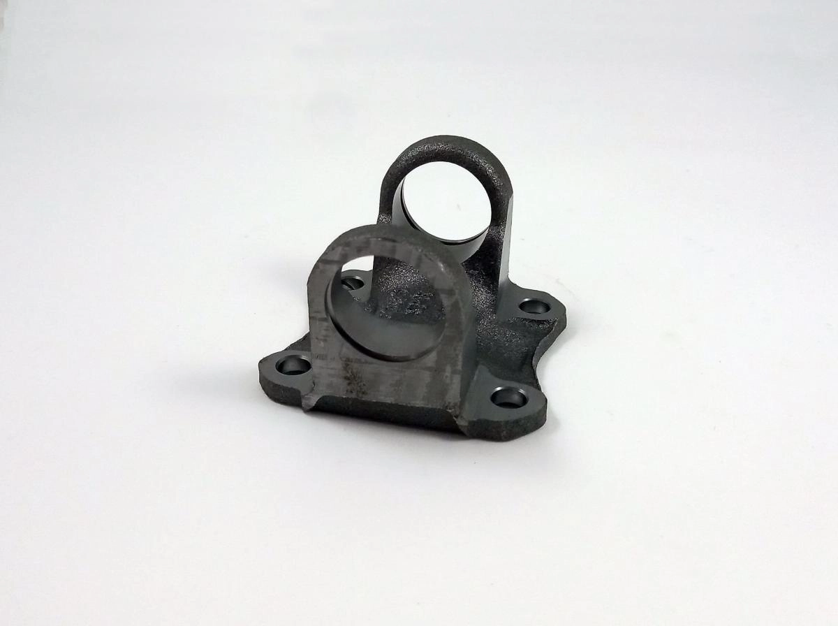 FLANGE DO CARDAN COM ORELHAS GM OPALA/CARAVAN 4/6 CILINDROS - INDUSTRIAL/VOLVO B10M 86/02 B58 79/98