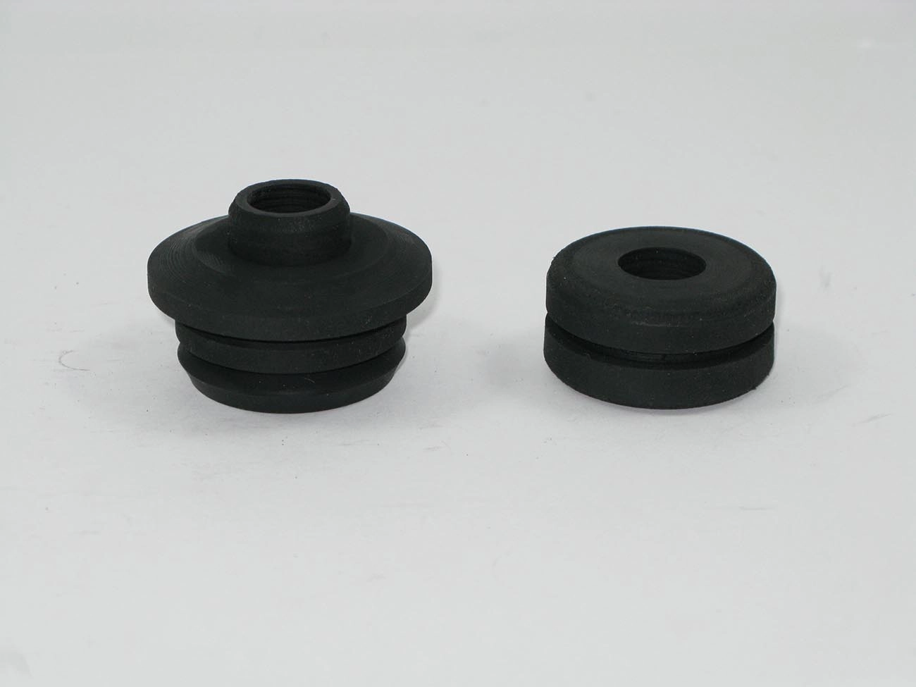 COXIM AMORTECEDOR GM CORSA/CELTA - TRASEIRO SUPERIOR CONJUNTO
