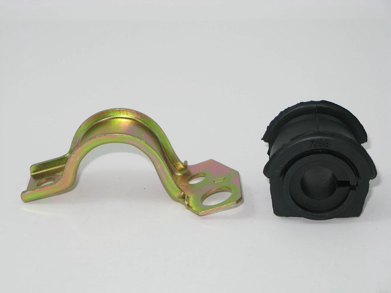 KIT ESTABILIZADOR DIANTEIRO DIREITO FIAT NOVO UNO 2011/ - FURO 16MM COM ABRAÇADEIRA