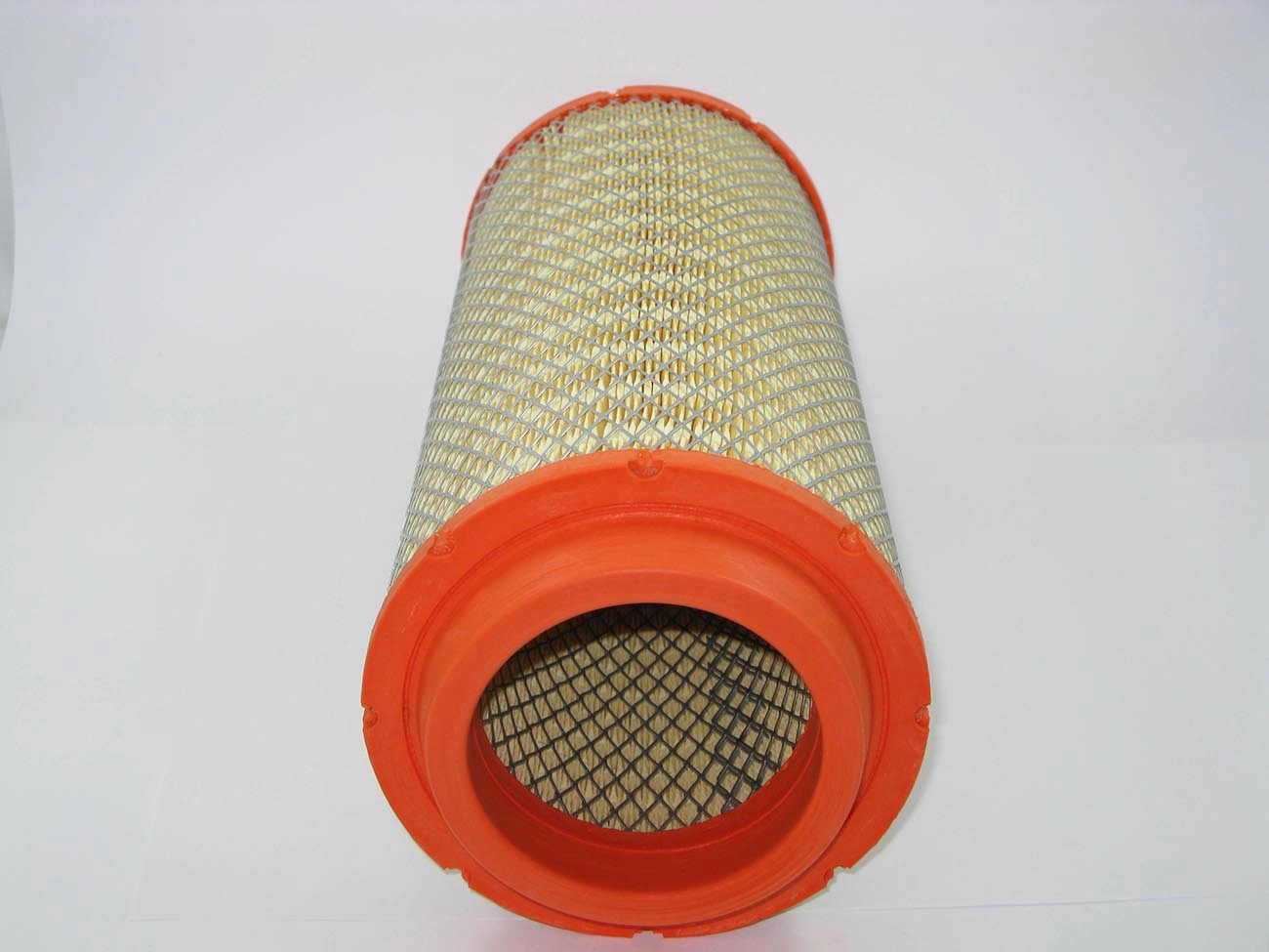 FILTRO AR MOTOR AGRALE MARRUA 2006/ TROLLER 3.0 IVECO DAILY 35/40/49/50/59/60/70 TODOS