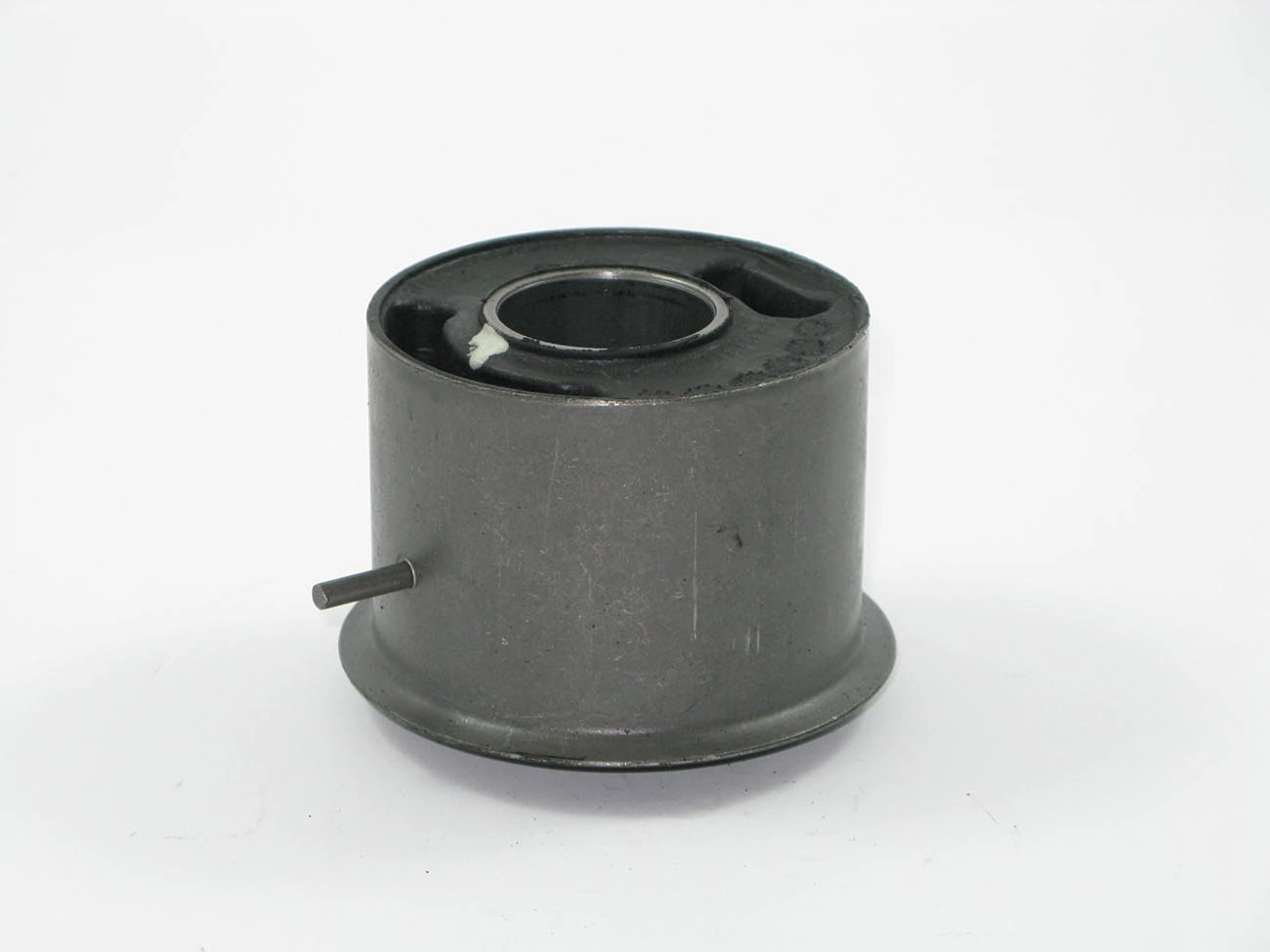 COXIM TRASEIRO MOTOR PINTA BRANCA (WHITE) VW 14.220/16.220/16.300/24.200/24.250/35.300