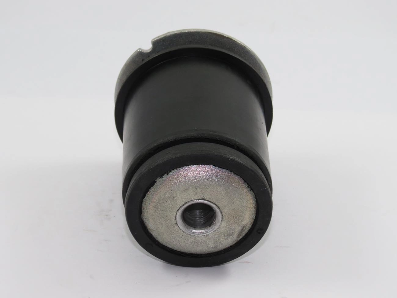 BUCHA EIXO SUSPENSÃO TRASEIRA TRASEIRO FIAT STILO 02/ NOVO UNO 10/ PALIO/SIENA 12/ IDEA 06/ PUNTO/LINEA/BRAVO