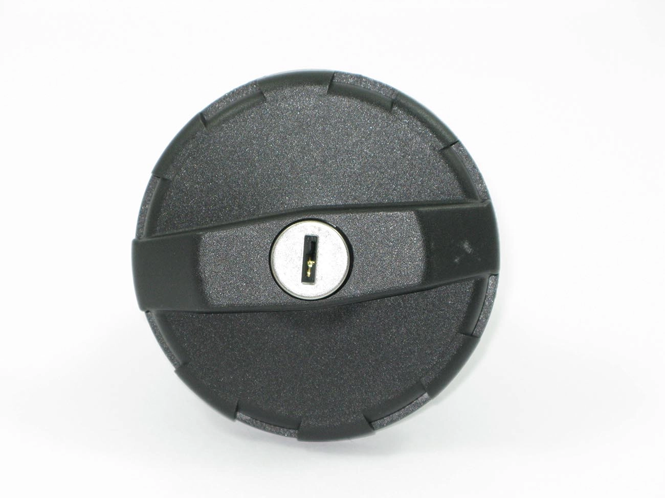 TAMPA PARA TANQUE COMBUSTÍVEL C/CHAVES VEDADA VW BRASILIA 1978/ FUSCA 1300/1600 1978/1986