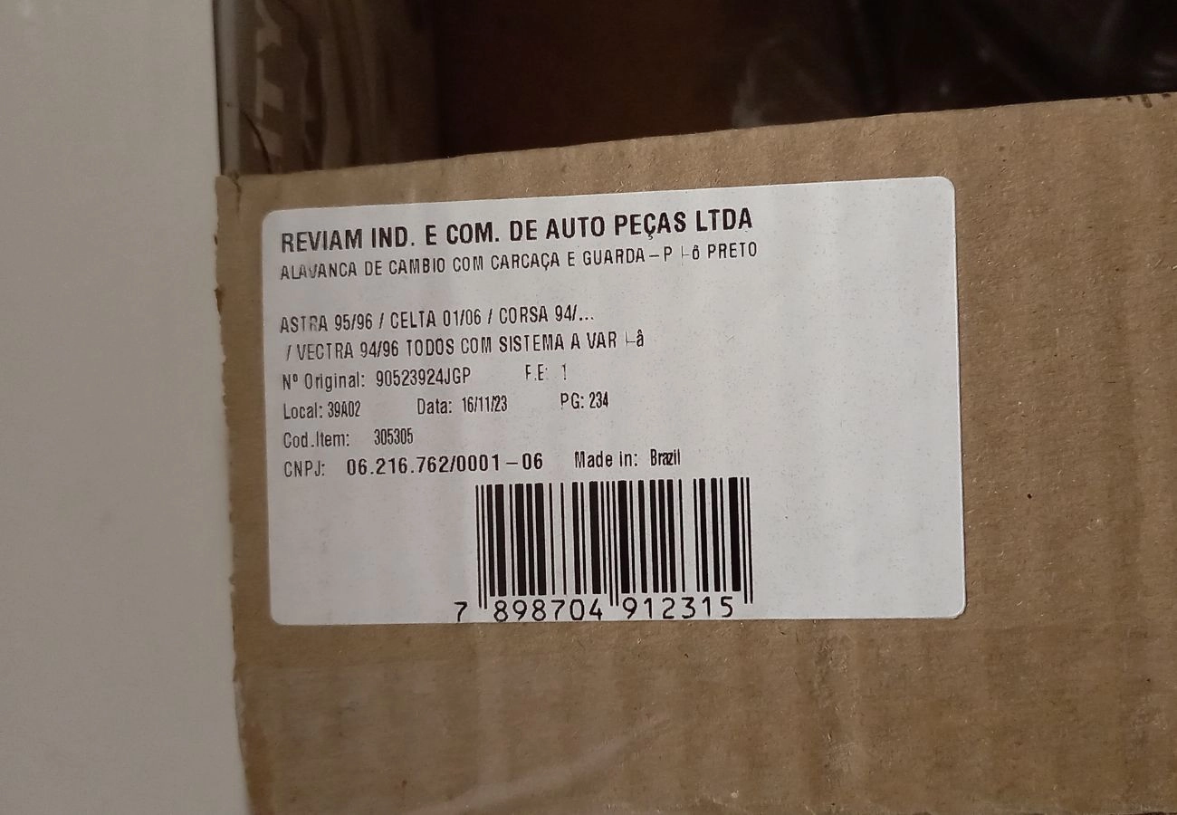 ALAVANCA DE CÂMBIO COMPLETA GM ASTRA 95/96 - CELTA 01/06 - CORSA 94/ - VECTRA 94/96 - COM COIFA