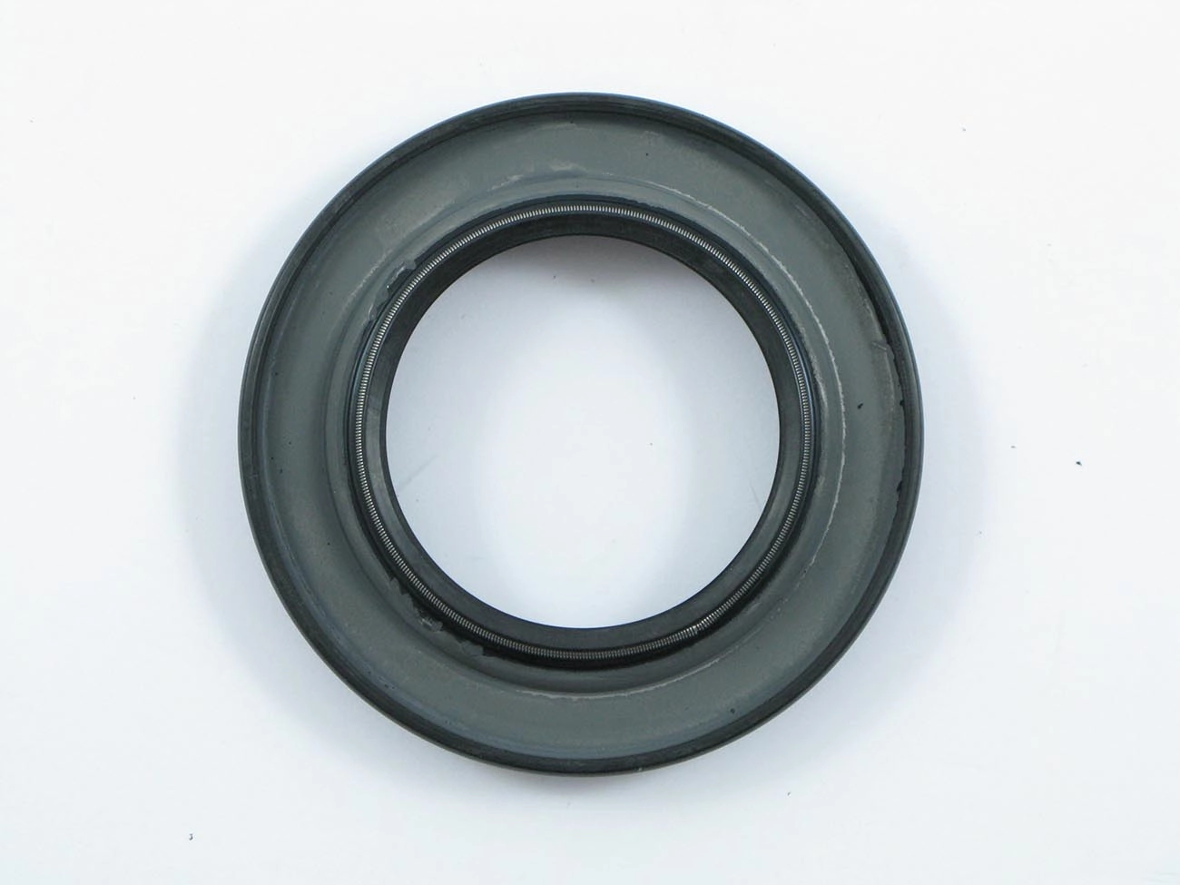 RETENTOR PINHÃO DIFERENCIAL DANA/ALBARUS 47,60X80,25X6,50X16,50MM VW 6.80/6.90/7.90/7.110/7.100/8.140