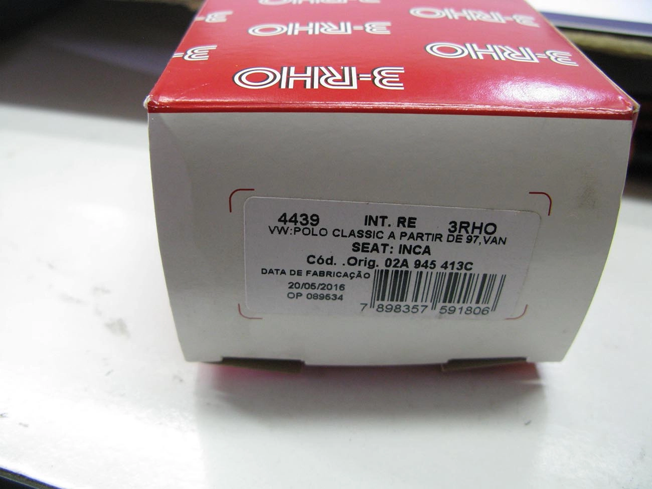 INTERRUPTOR DE LUZ DE RE - VW POLO CLASSIC/VAN / AUDI A3 / TT