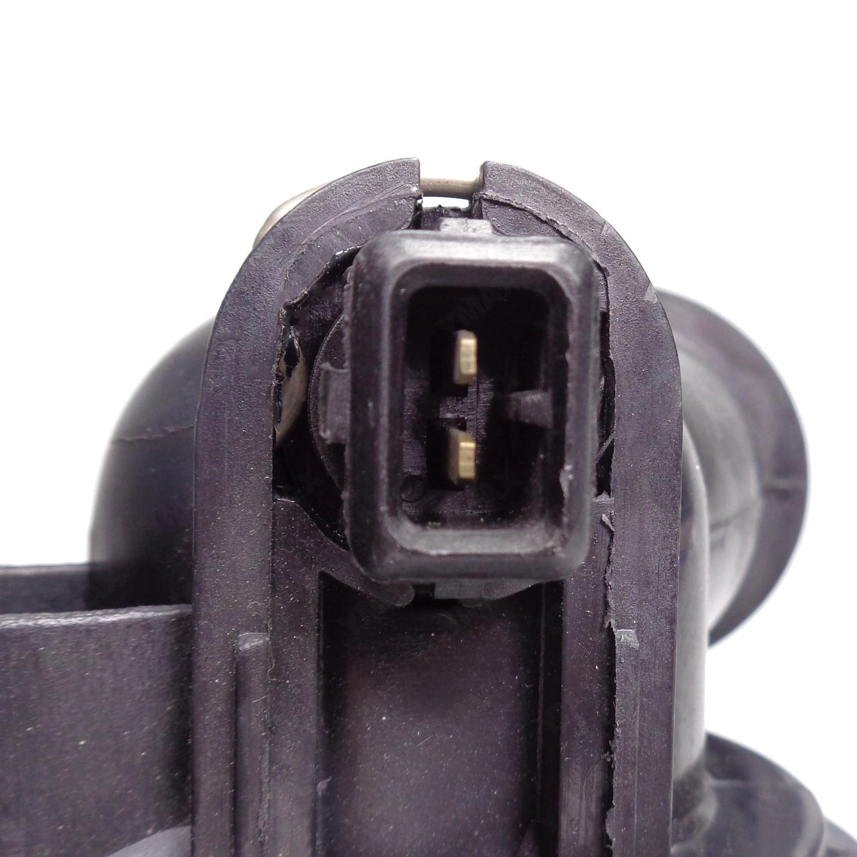 CARCACA DE VALVULA TERMOSTATICA BMW