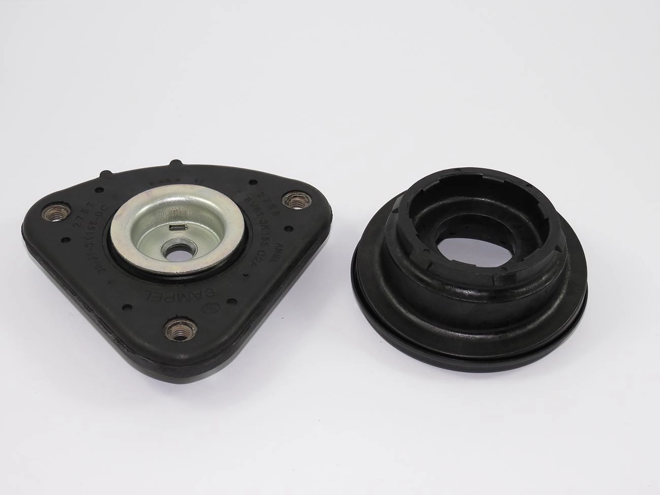 COXIM AMORTECEDOR FORD FOCUS 2008/2013 - DIANTEIRO C/ROLAMENTO SKF
