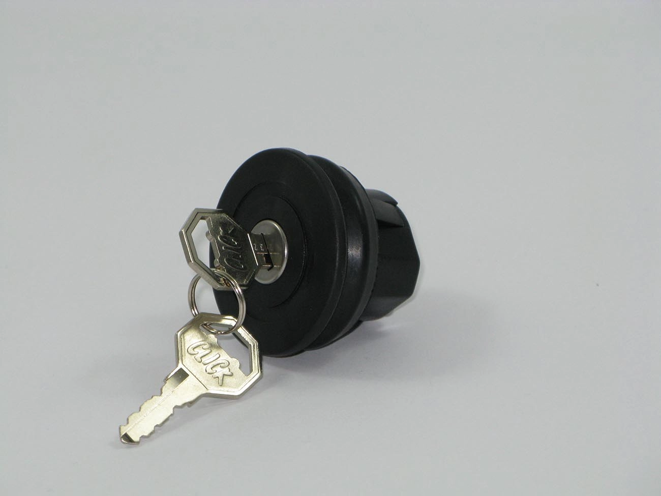 TAMPA PARA TANQUE COMBUSTÍVEL COM CHAVES FIAT 147/PANORAMA/UNO/PREMIO/ELBA/FIORINO 83/90 LADA LAIKA/NIVA/STATION