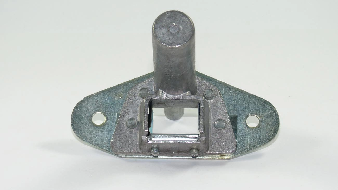 FECHADURA CAPO MB CAMINHOES TODOS /89 - DIANTEIRO SUPERIOR