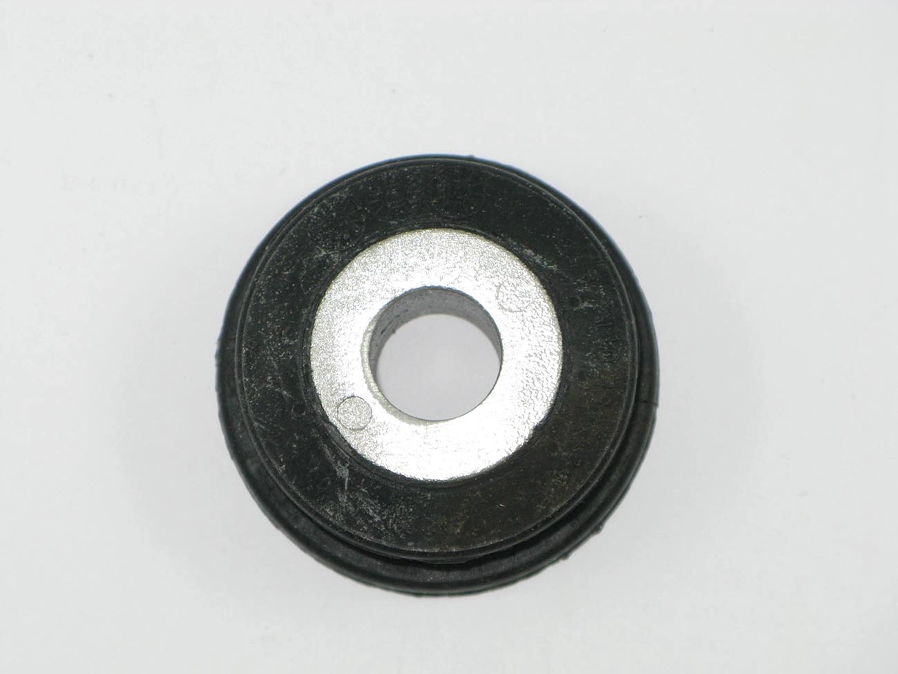 BUCHA MOTOR VW GOLF/NEW BEETLE 98/ - AUDI A3 99/ - BUCHA QUADRO MOTOR