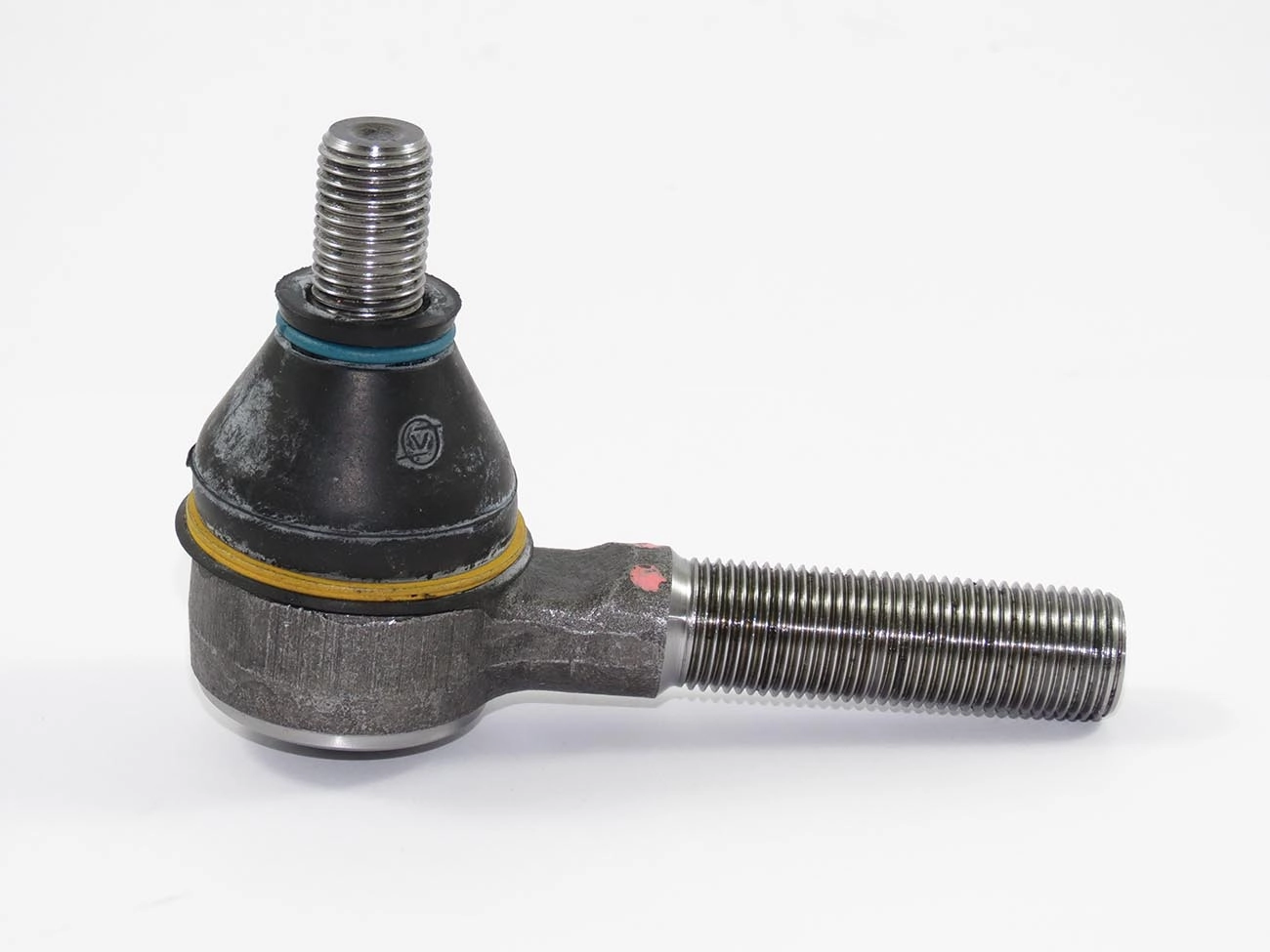 TERMINAL DIREÇÃO EXTERNO CURTO 96MM LD/LE TOYOTA HILUX PICK-UP 91/05 - SW4 91/95 - ROSCA ESQUERDA