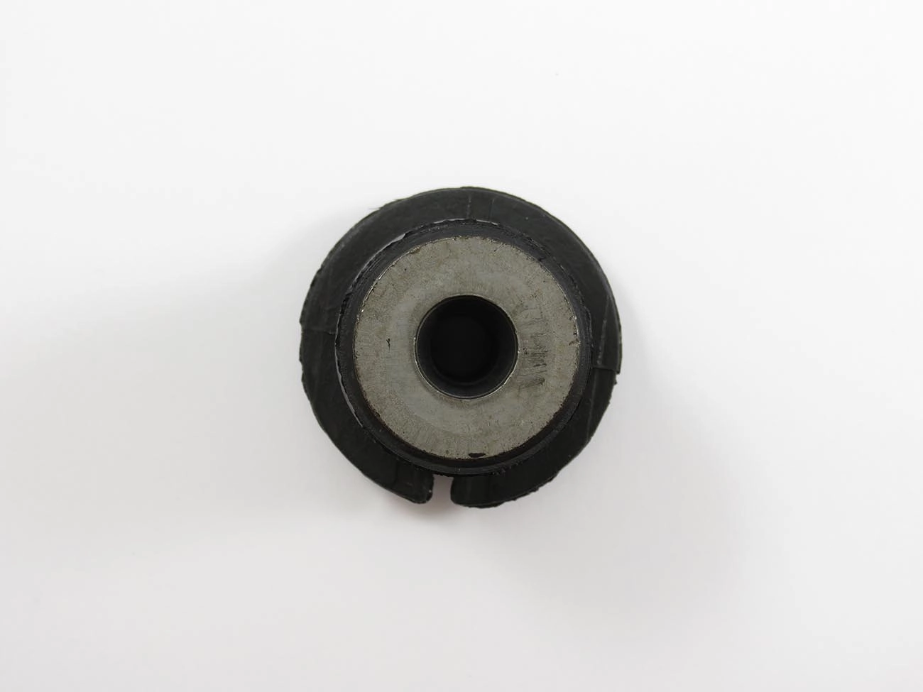 BUCHA SUSPENSAO VW GOL/VOYAGE/PARATI/SAVEIRO 86/97 10MM - DIANTEIRA QUADRO