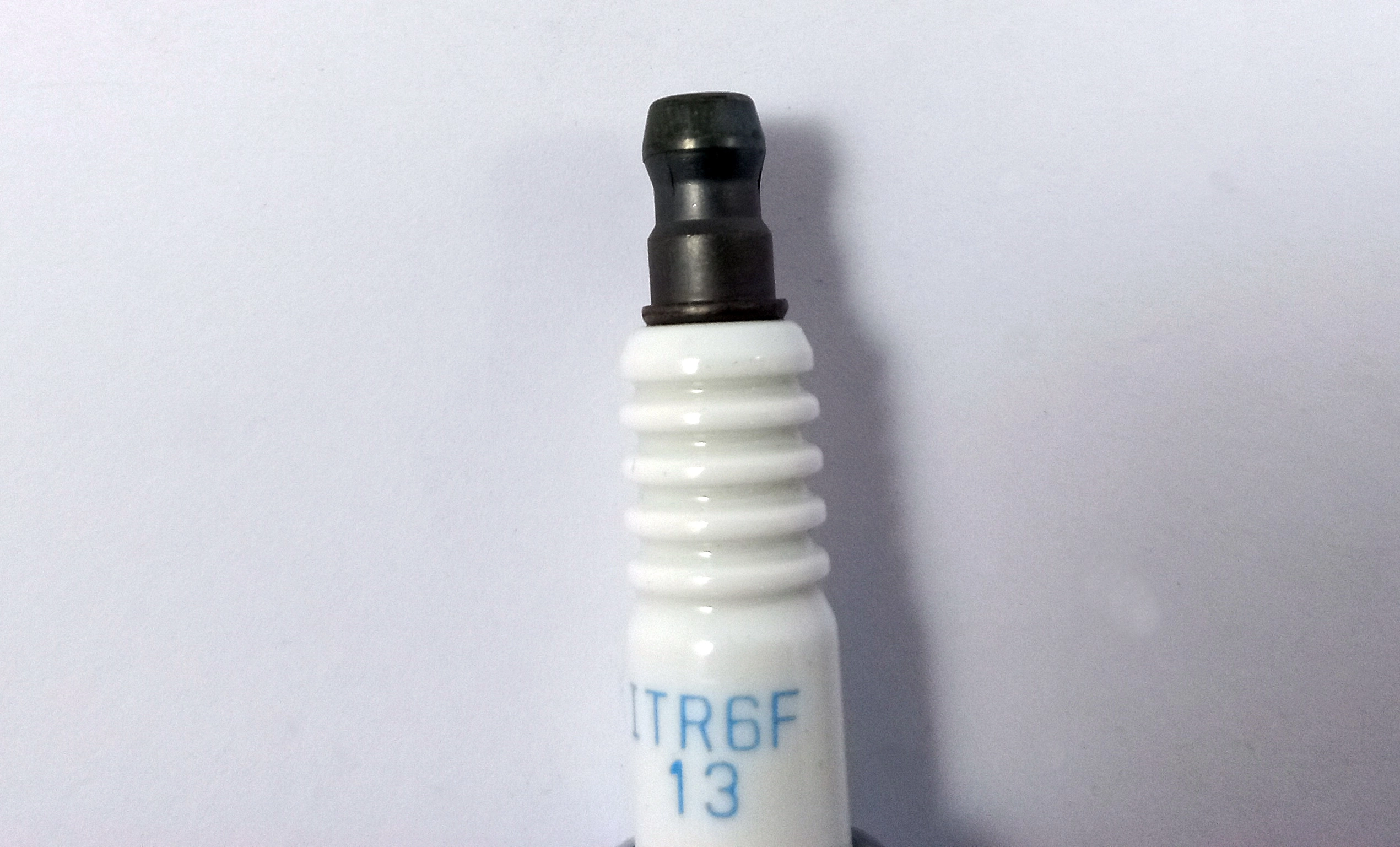 VELA IGNICAO FORD FOCUS 2.0 16V 2005/2008 CAMBIO AUTOMATICO - VOLVO C30 2007/ - IRIDIUM