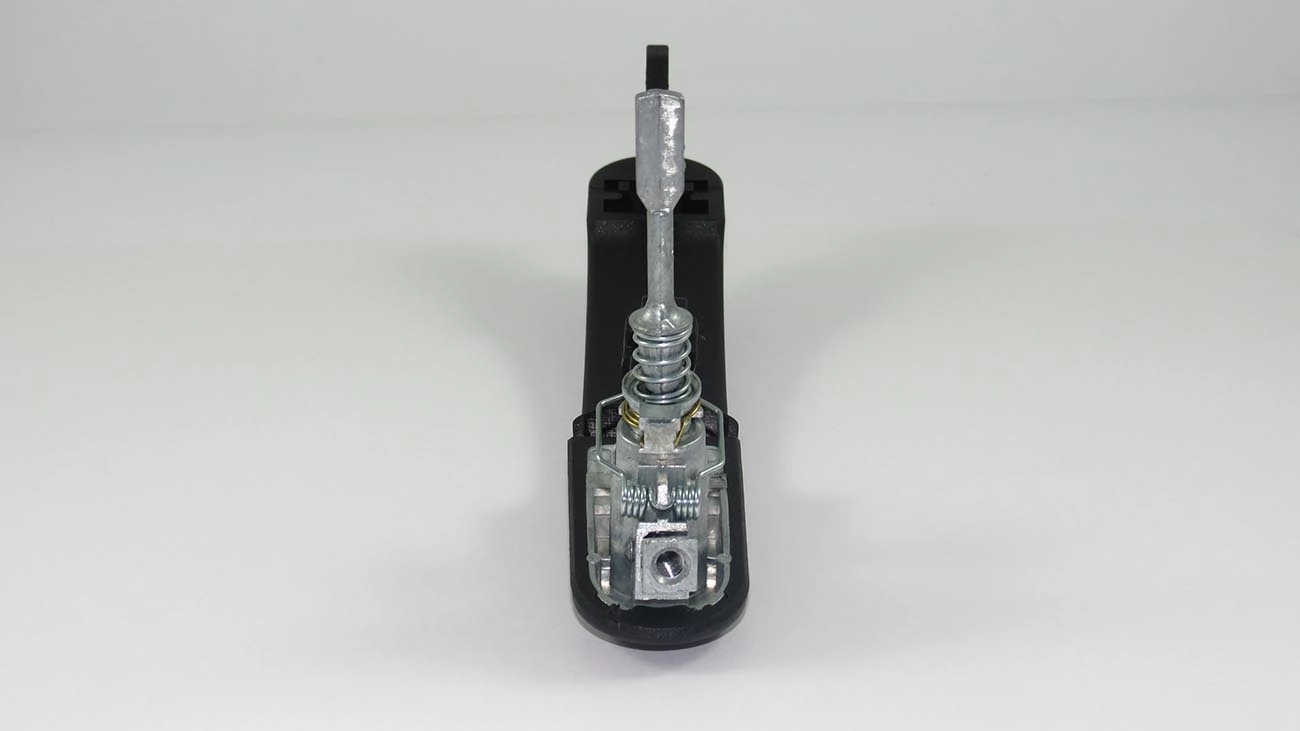 MACANETA EXTERNA VW GOL/PARATI 99/ GIII 4 PORTAS - MECANICA C/CHAVE PERFIL MAXION