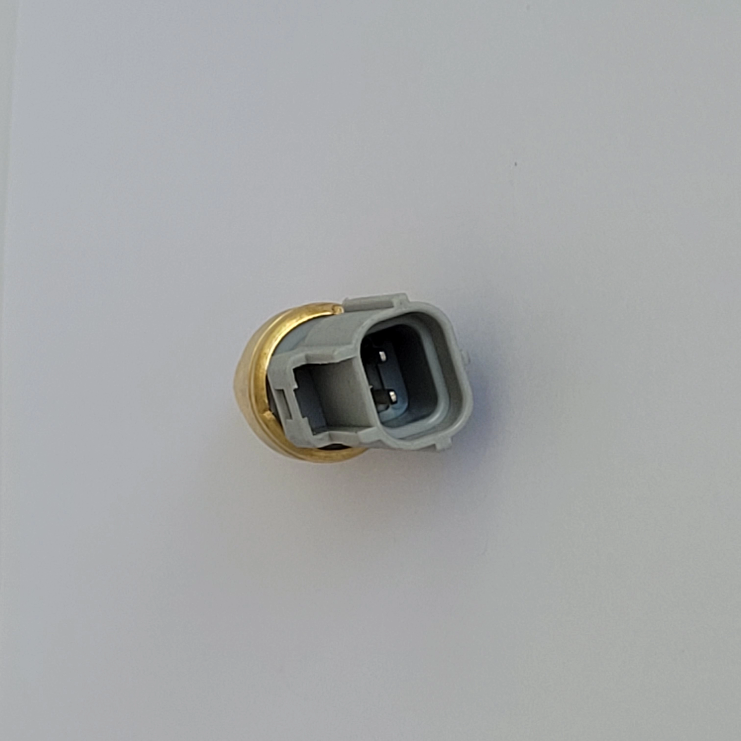 PLUG ELÊTRONICO TEMPERATURA ÁGUA FORD FIESTA/KA/COURIER 99/ - ESCORT 1.6 ZETEC - CINZA ENCAIXE