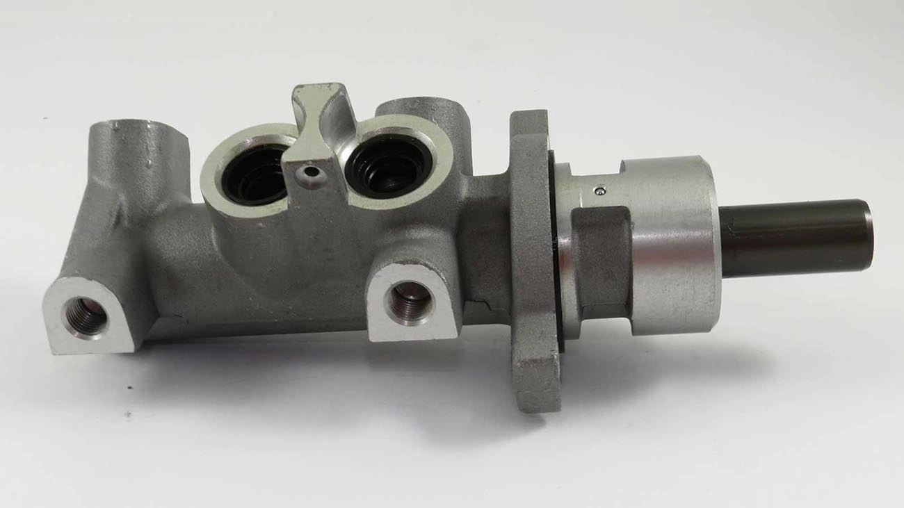 CILINDRO MESTRE FREIO SEM ABS FORD FOCUS 00/05 - SISTEMA BOSCH