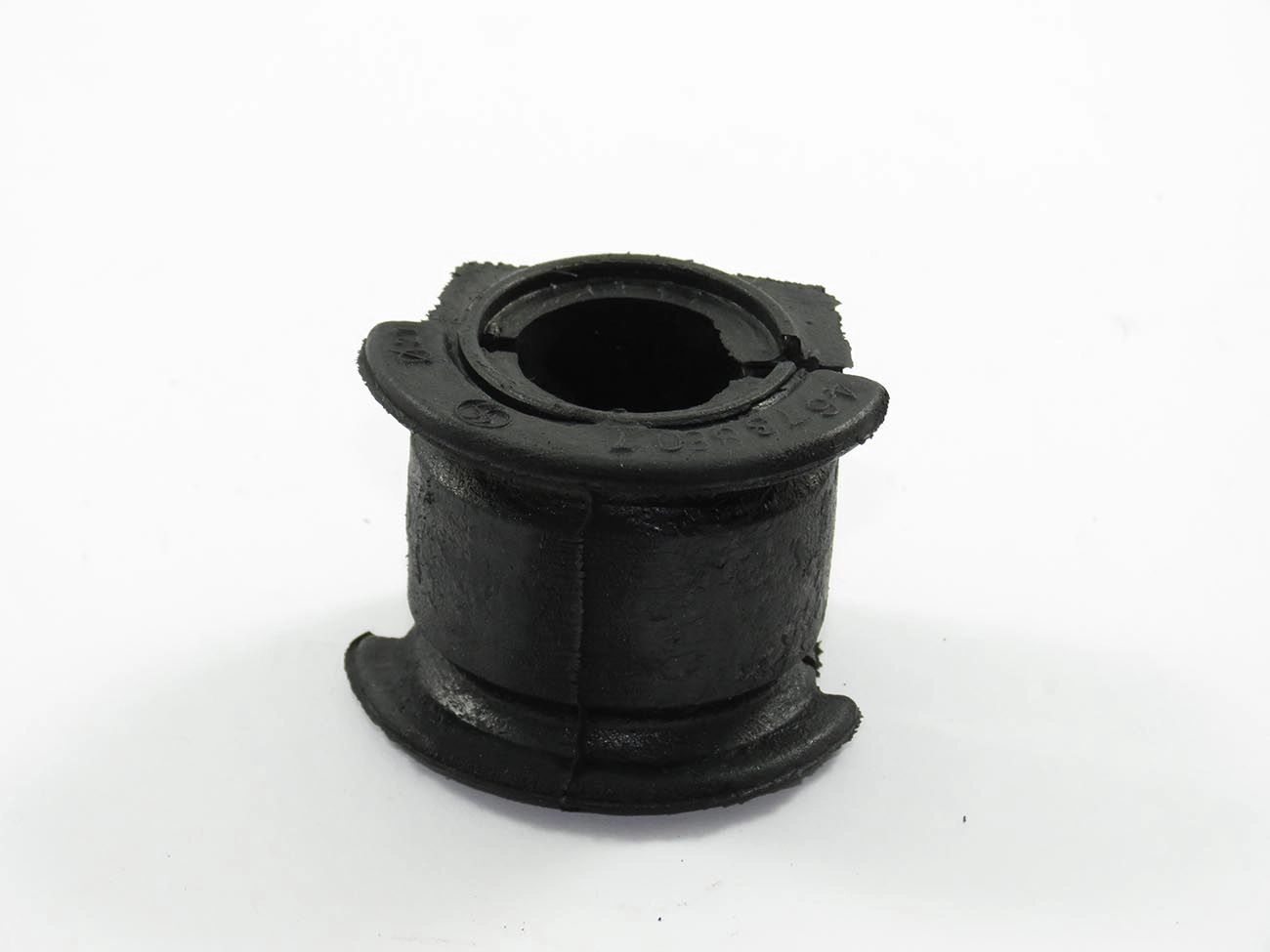 BUCHA ESTABILIZADOR DIANTEIRO FIAT STRADA 1.5 99/01 - PALIO/DOBLO 00/ - NOVA FIORINO - FURO 22MM