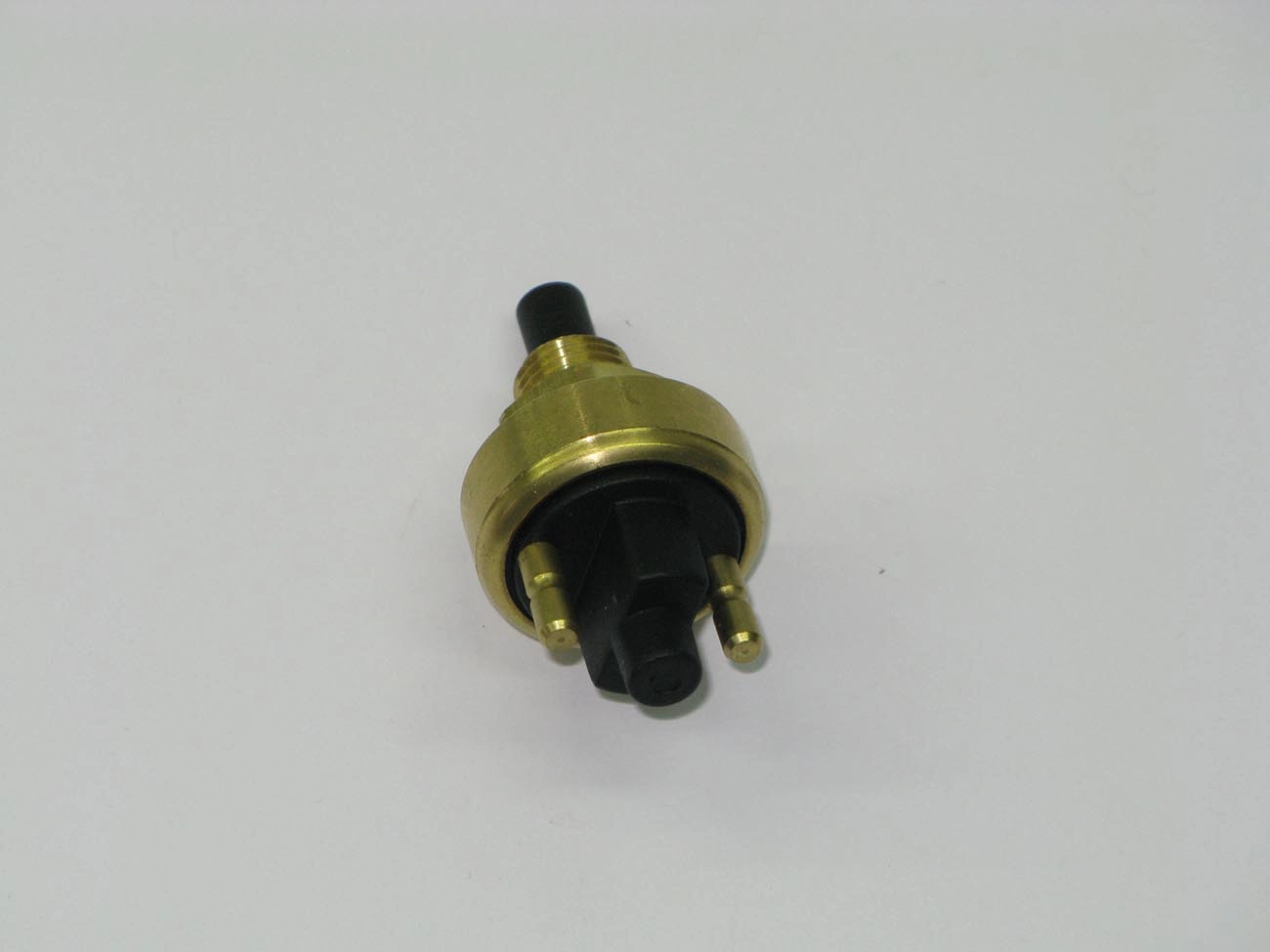 INTERRUPTOR LUZ FREIO GM OPALA/CARAVAN TODOS