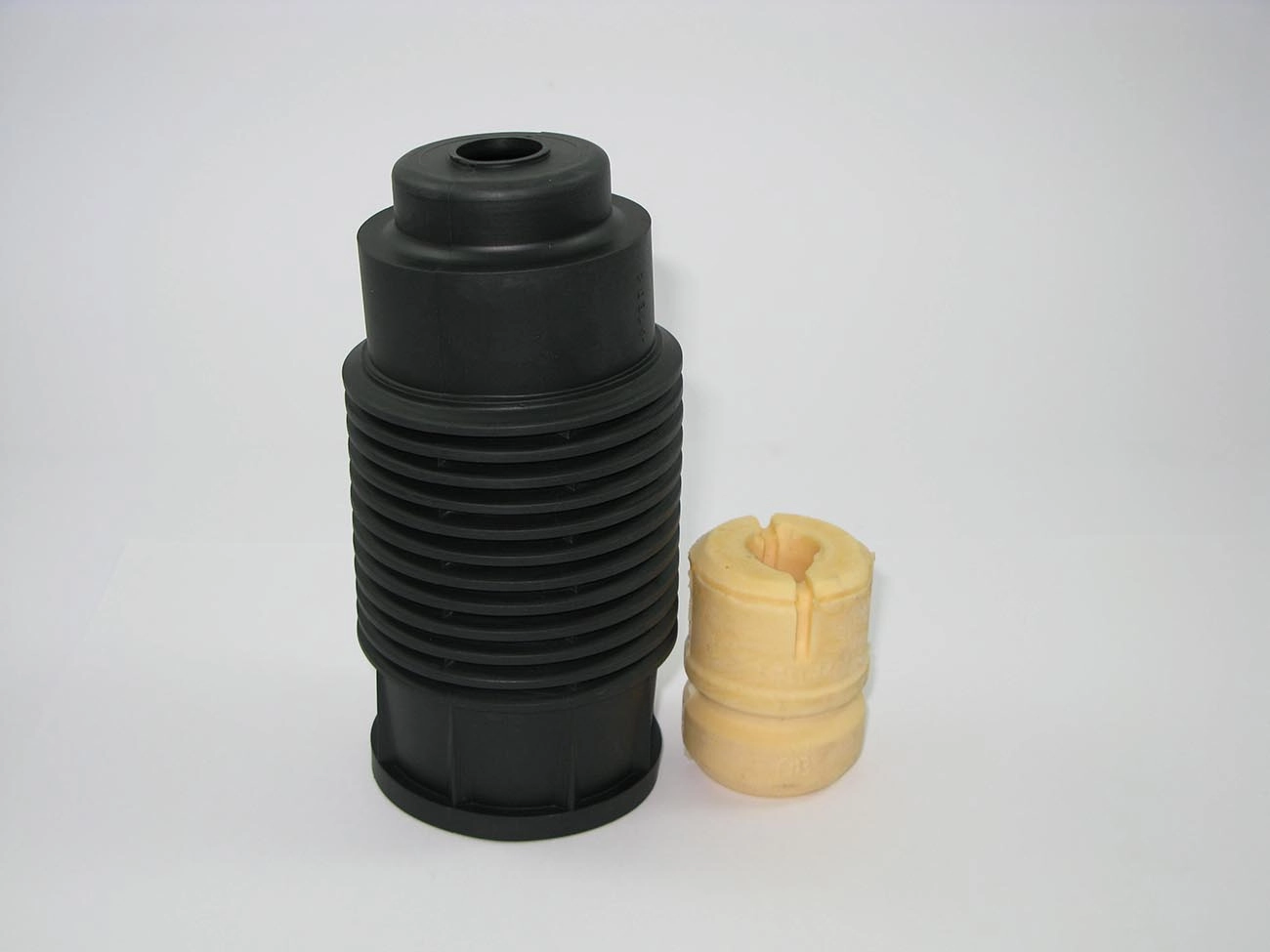 KIT AMORTECEDOR DIANTEIRO BATENTE COIFA GM VECTRA 1994/1996