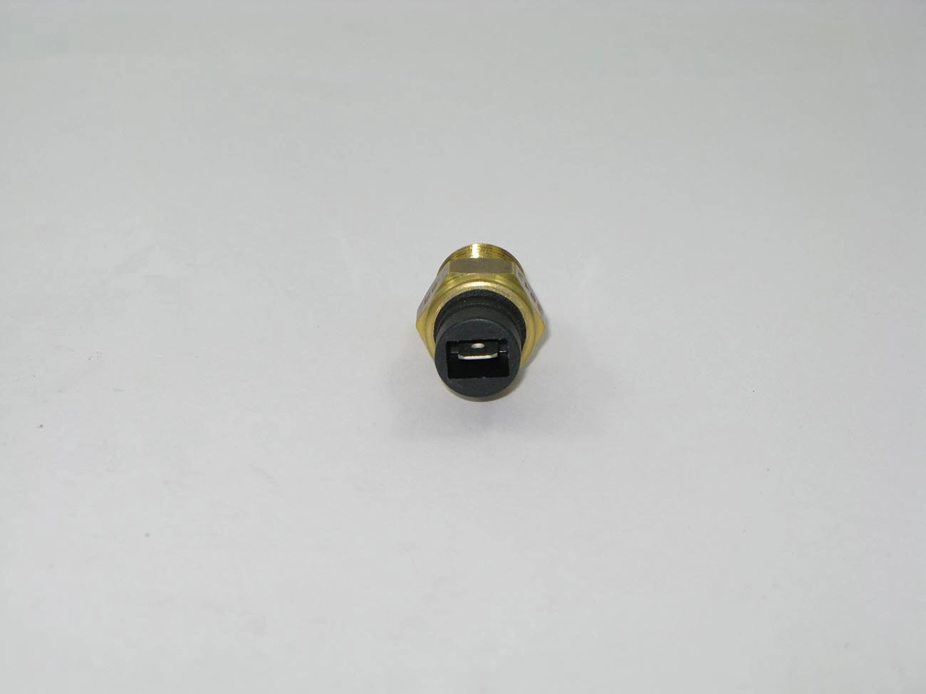 SENSOR TEMPERATURA FIAT 147/UNO/PREMIO/ELBA/FIORINO /89 - C/PONTEIRO