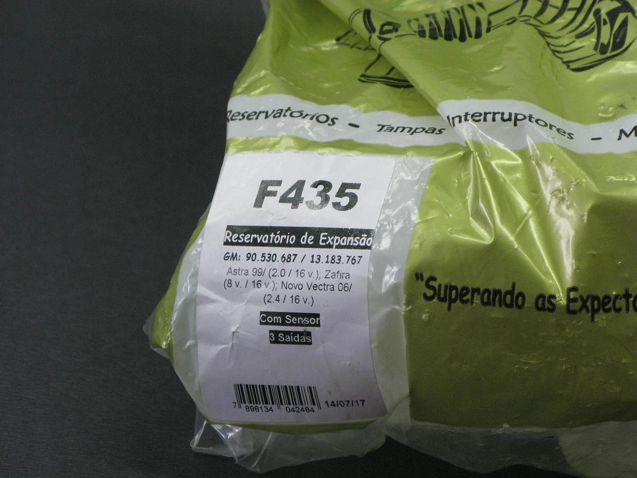 RESERVATORIO AGUA GM ASTRA 16V 99/ - ZAFIRA 8/16V 99/ - NOVO VECTRA 2.4 16V 2006/ - 3 SAIDAS C/SENSO