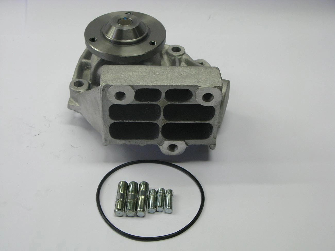BOMBA AGUA FIAT DUCATO 2.5TD 95/ - DUCATO 2.8 TURBO - CITROEN JUMPER HDI 2.8 00/09 - BOXER 2.5/2.8