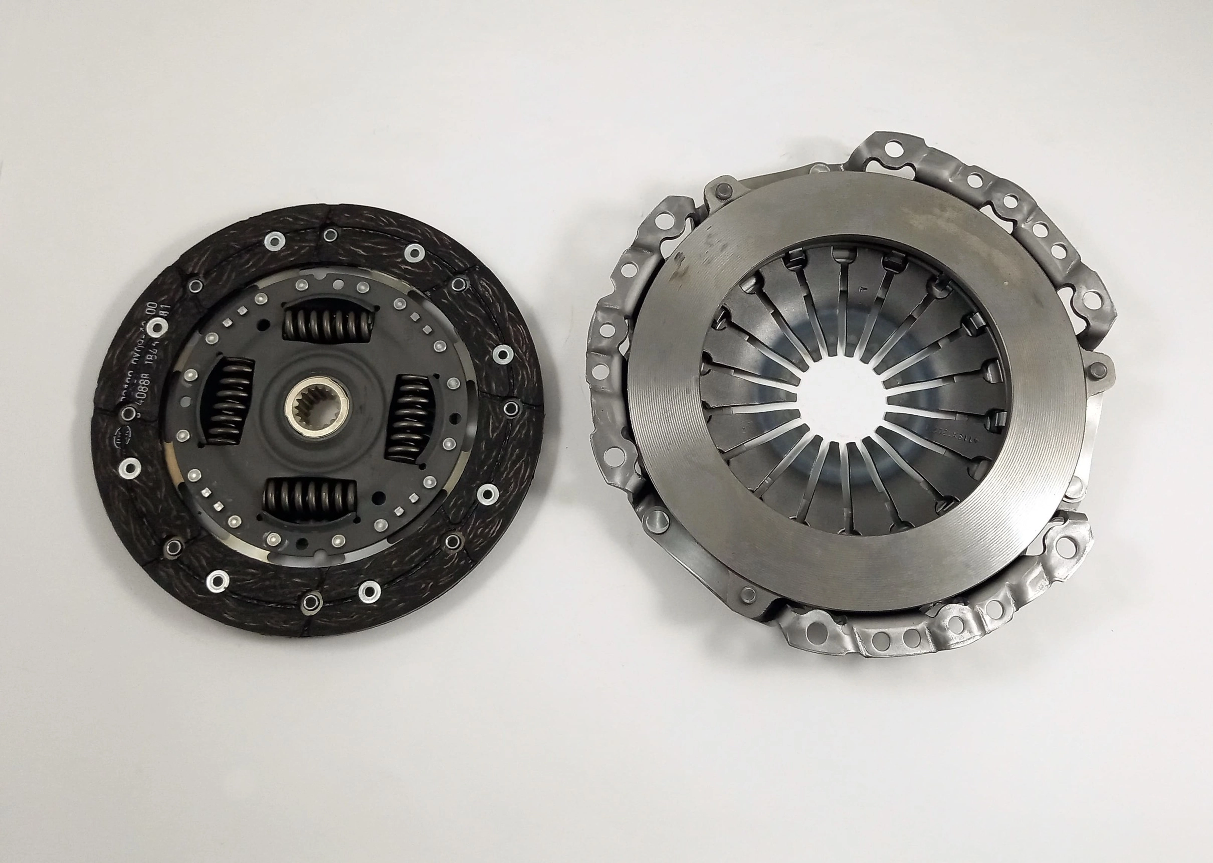 KIT DE EMBREAGEM FORD FIESTA/KA/ECOSPORT 1.6 96/ - FOCUS 1.6 2003/ - 200MM - SEM ATUADOR
