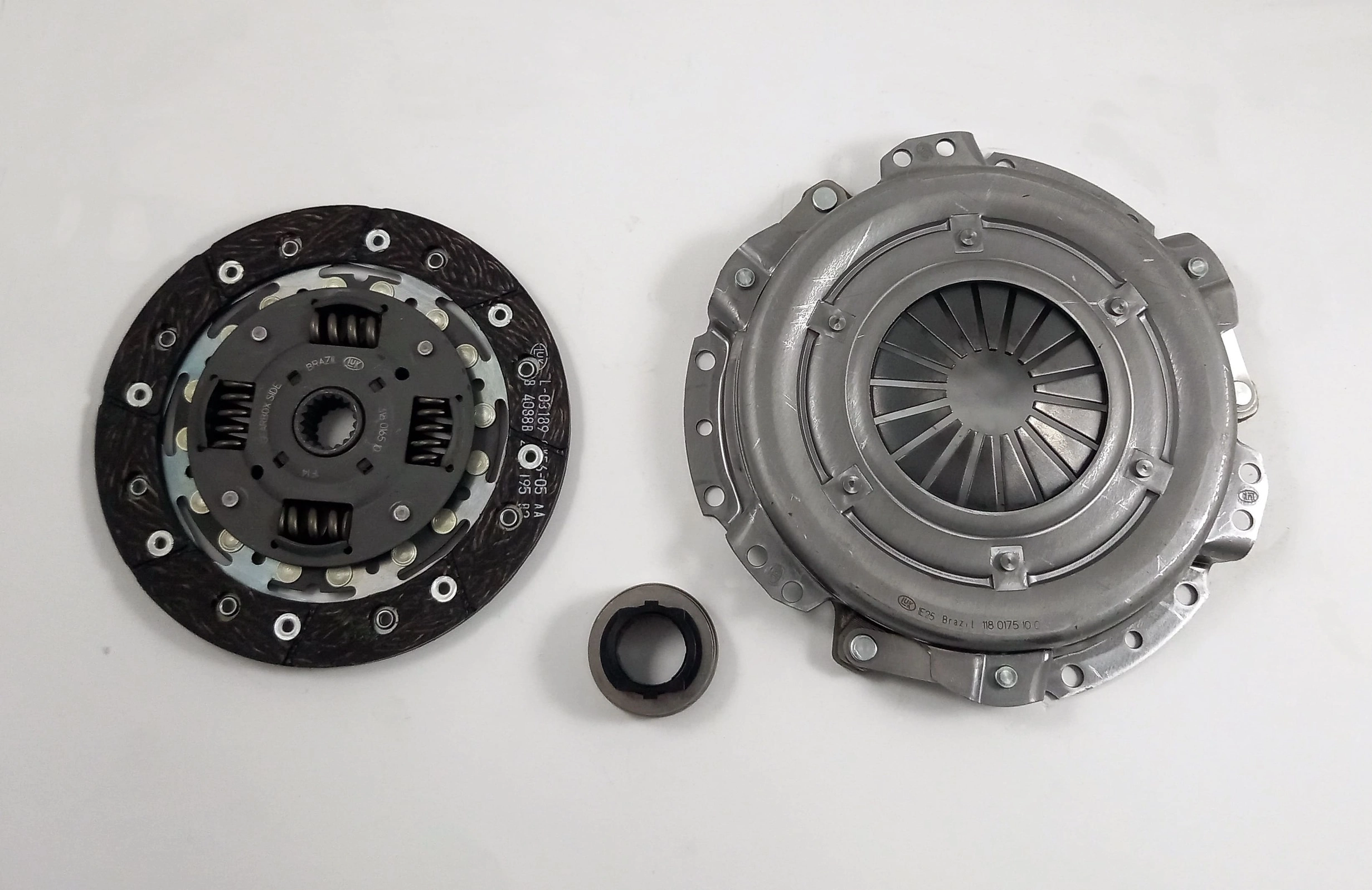 KIT DE EMBREAGEM PEUGEOT 206 1.0 16V 2000/ - 182MM