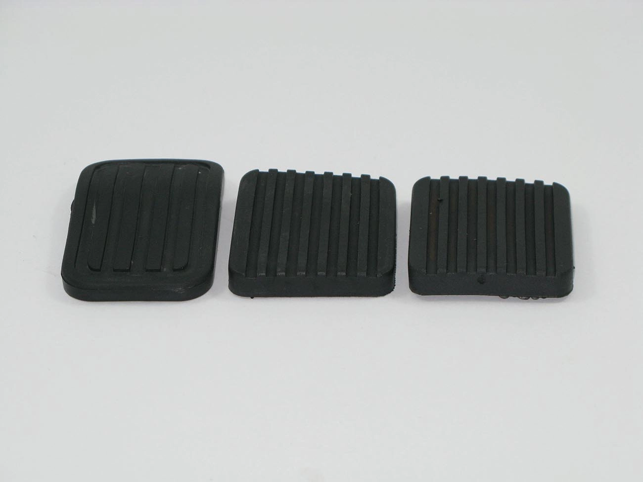 KIT CAPA PARA PEDAIS BORRACHAS VW PASSAT/GOL/VOYAGE /83