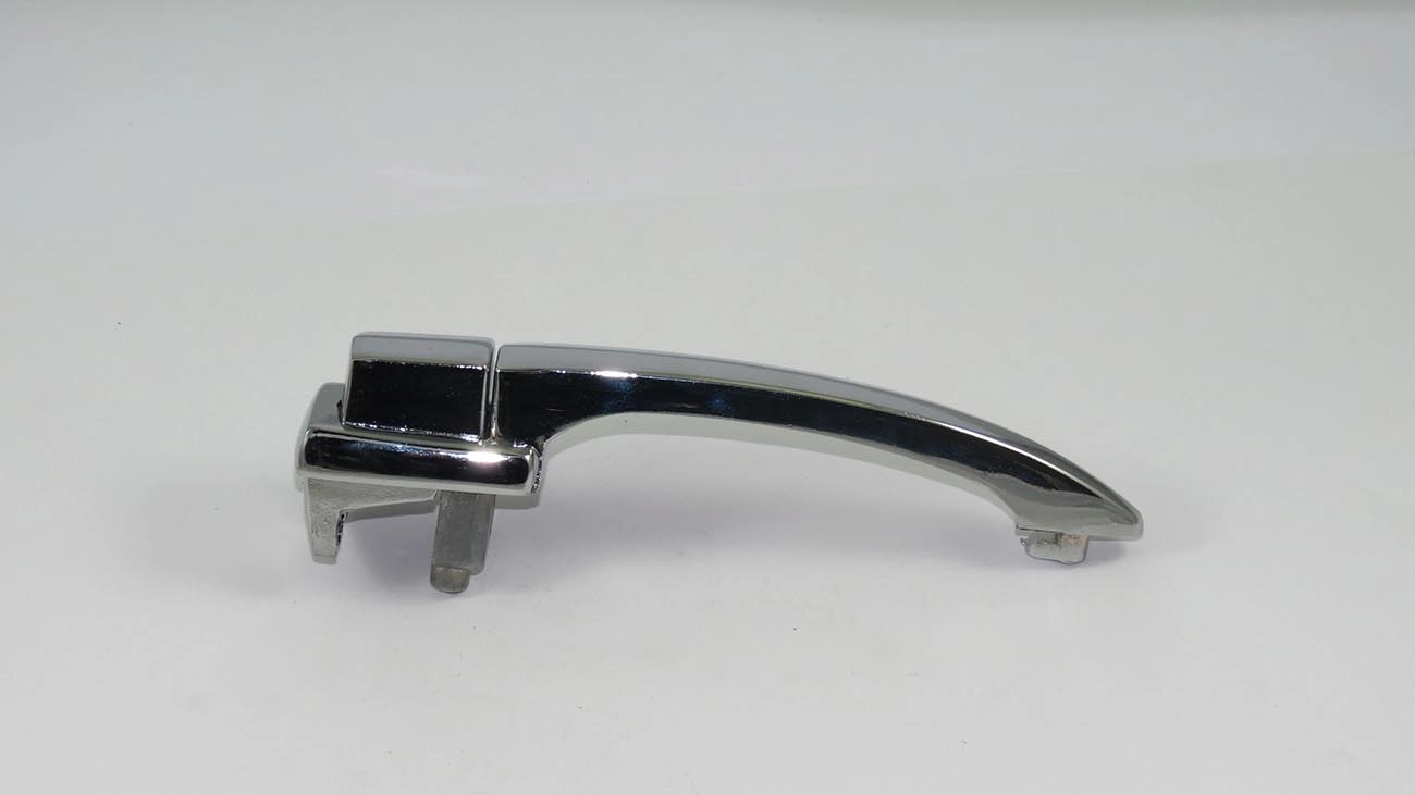 MACANETA EXTERNA PORTA DIREITA VW FUSCA /77 - CROMADA SEM CHAVE