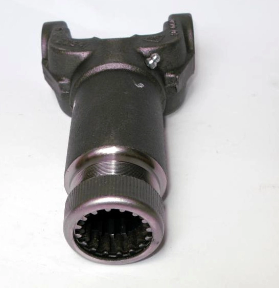 LUVA CARDAN 16 ESTRIAS PARA CRUZETA 5-12213XS FORD F-750/21000 CARGO 1113/1415 VW 7.110/11.130/13.130 5-12213X