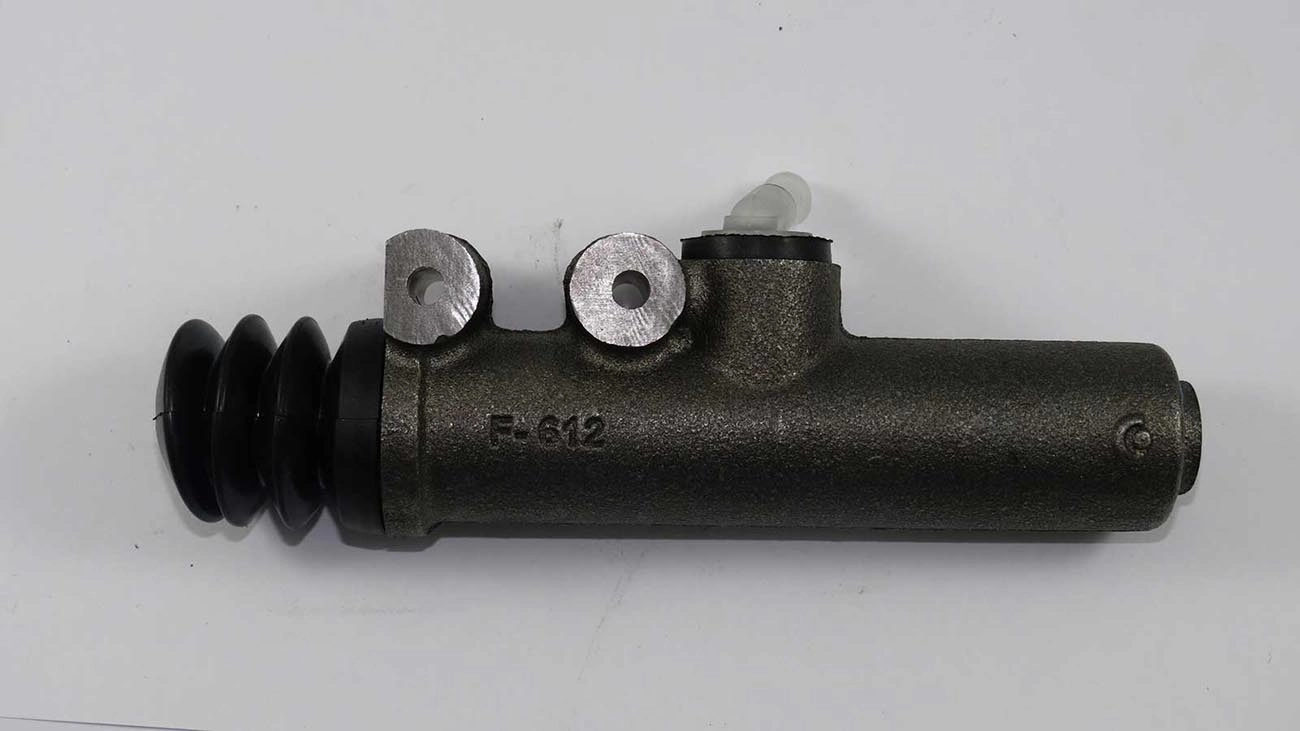 CILINDRO MESTRE EMBREAGEM 23,81MM MB 370/371 84/ 1318 87/ 15/16"
