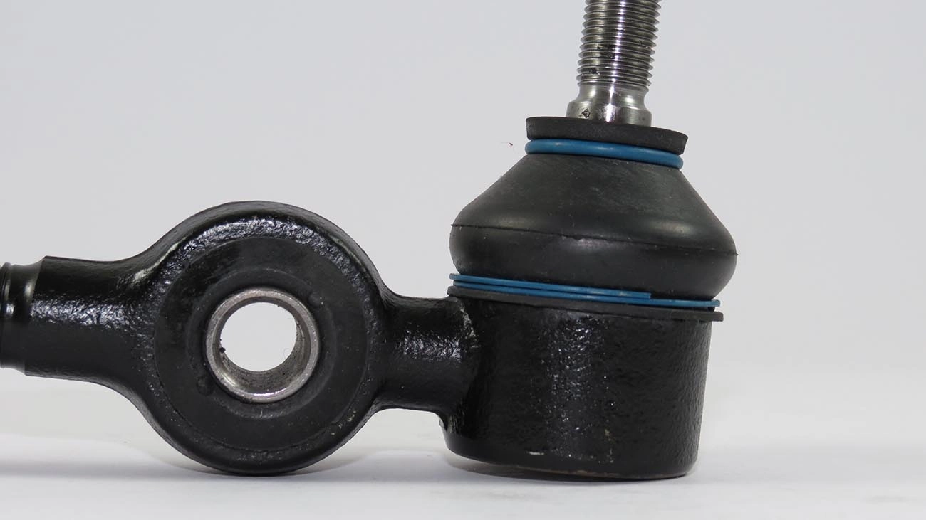 TERMINAL DIREÇÃO ROSCA ESQUERDA COM FURO OLHAL PARA AMORTECEDOR VW FUSCA 1200/1300