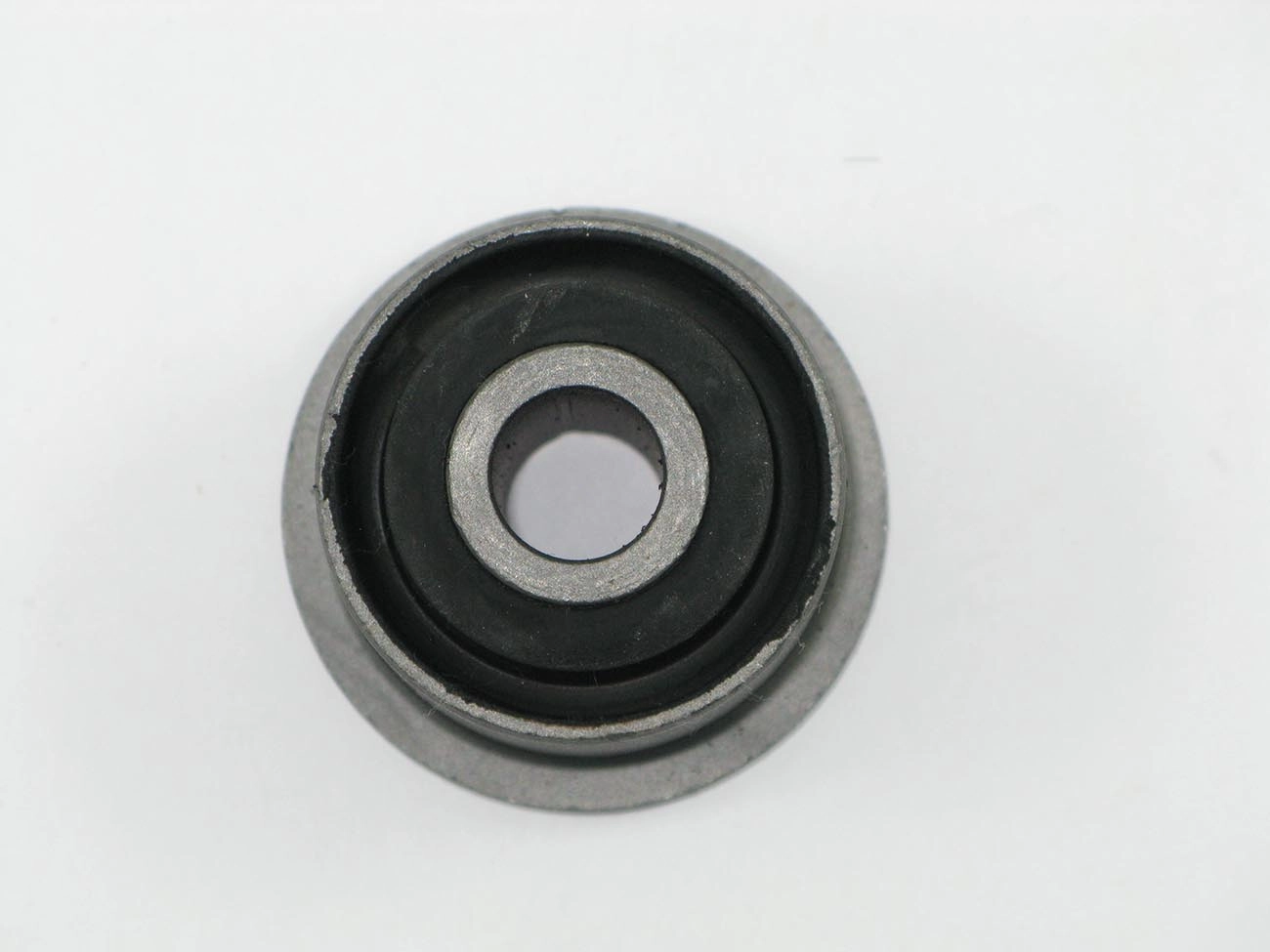 BUCHA SEMI EIXO DIANTEIRO FORD F-1000 ARGENTINA RANGER 98/ - F-250 98/ - TROLLER BRACO TENSOR/PANHAR