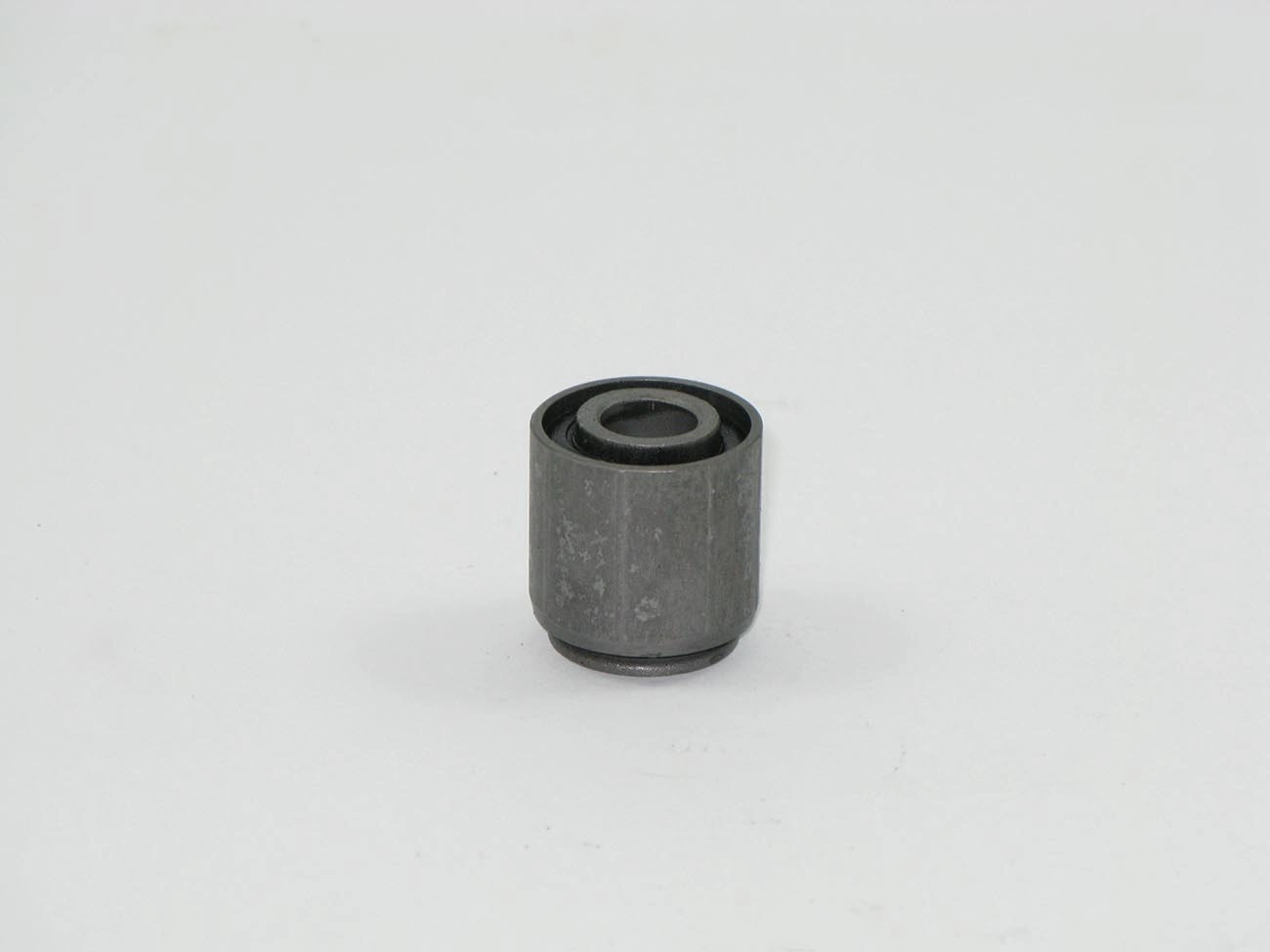 BUCHA SUPORTE ALTERNADOR MB 1113/1313/1513/2013