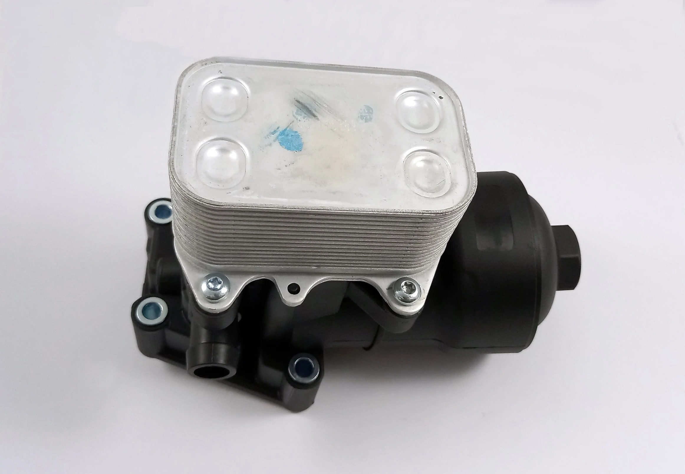 RADIADOR/RESFRIADOR DE OLEO/TROCADOR DE CALOR VW AMAROK 10/ - COM SUPORTE DO FILTRO DE ÓLEO