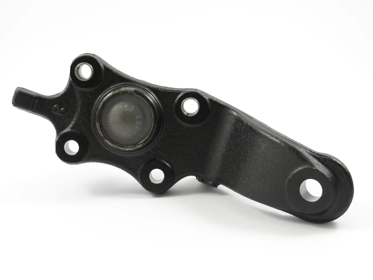 PIVÔ SUSPENSÃO INFERIOR DIREITO TOYOTA HILUX SW4 96/02