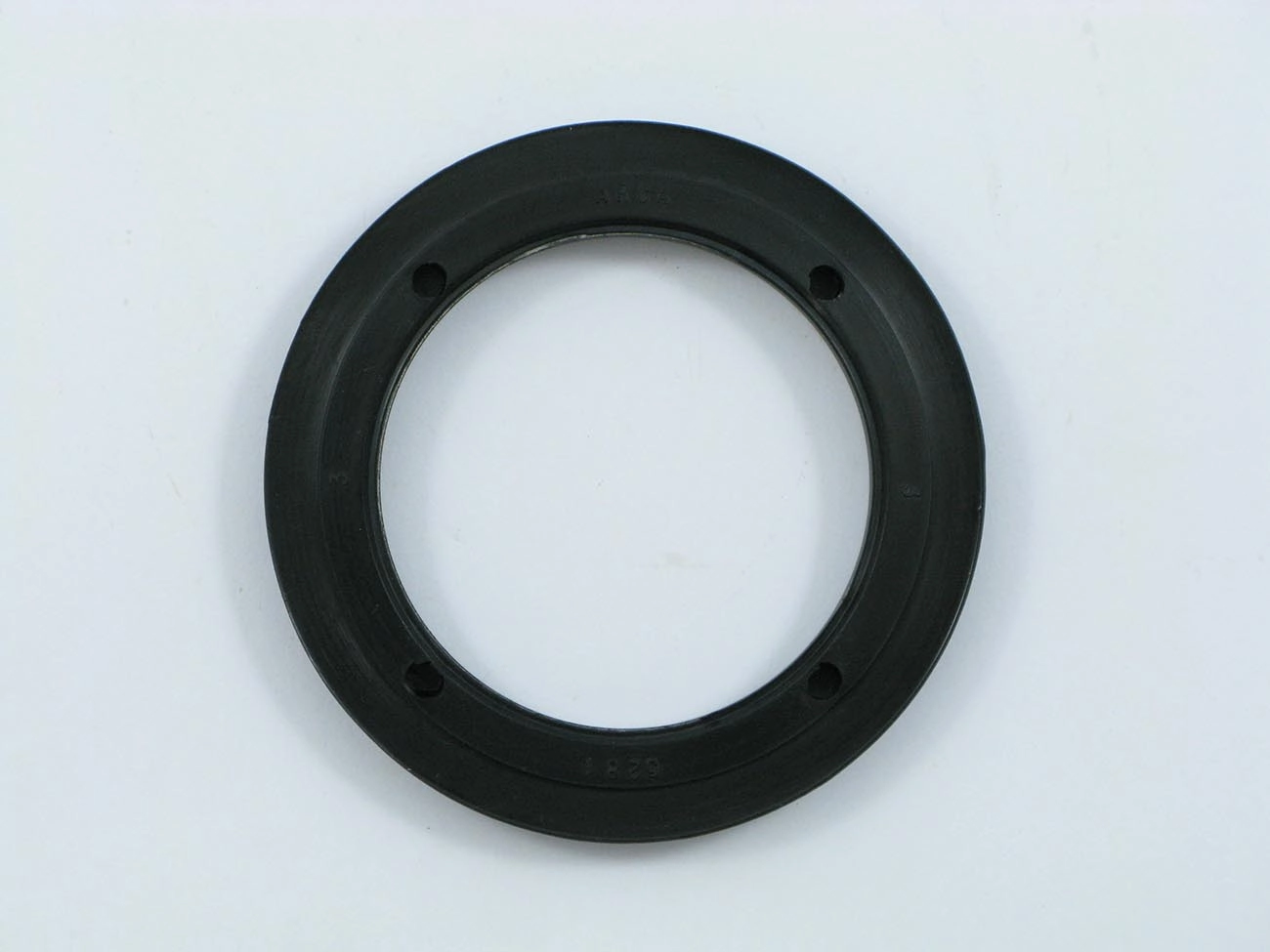 RETENTOR CUBO RODA DIANTEIRO 52,40X74,70X8,40MM DIANTEIRA FORD/NEW HOLLAND 6600