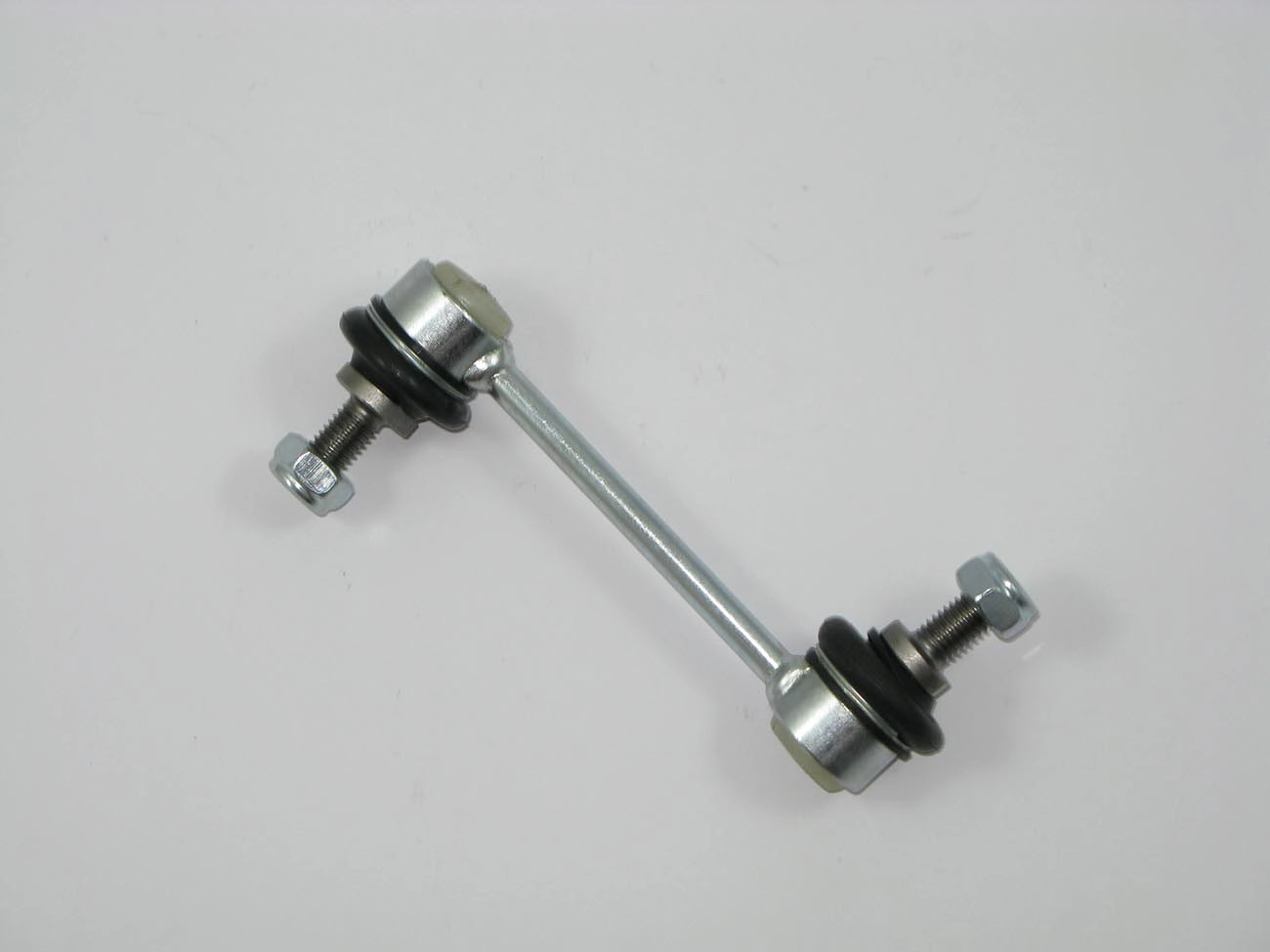 BIELETA BARRA ESTABILIZADORA SUSPENSÃO TRASEIRA LADO DIREITO/LADO ESQUERDO LD/LE FORD ECOSPORT 2004/2012 4X4