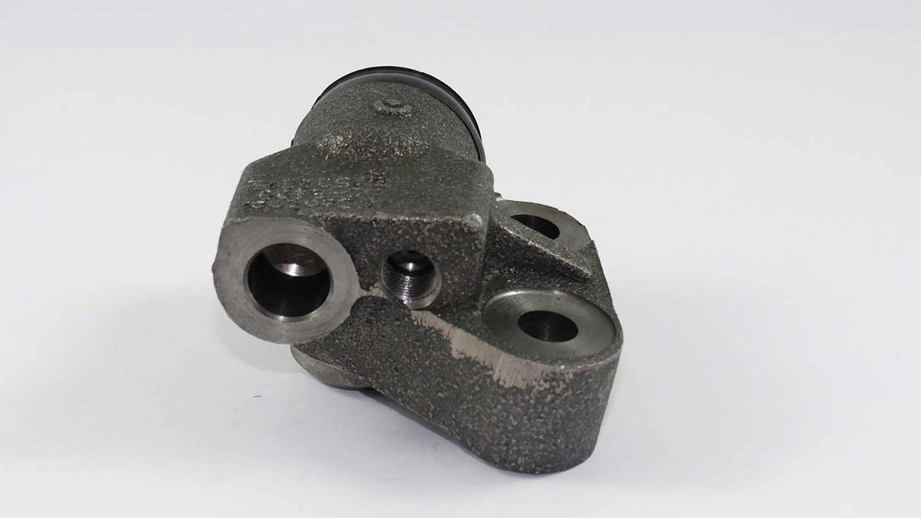 CILINDRO RODA DIANTEIRA SUPERIOR DIREITO VW KOMBI 67/82 - 1PVW KOMBI 67/82 - 1P