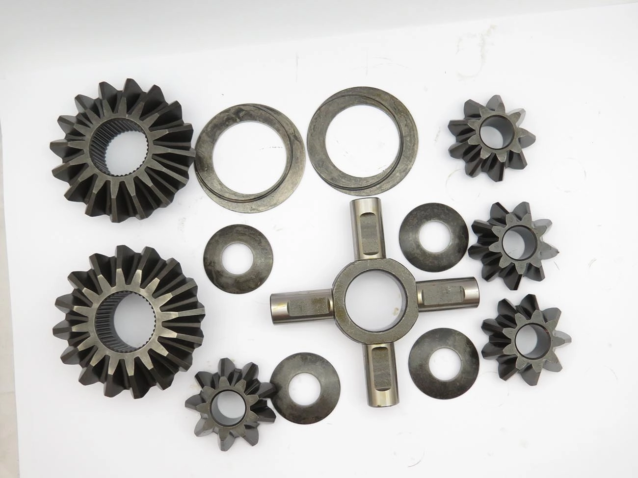 KIT REPARO DIFERENCIAL/CAIXA SATÉLITE EIXO MS240 MS245 SATELITE/DIFERENCIAL VW 16.170/16.210/14.210/16.220