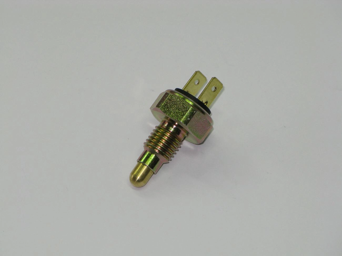 INTERRUPTOR DE LUZ DE RE - GM MONZA/KADETT/IPANEMA - TODOS