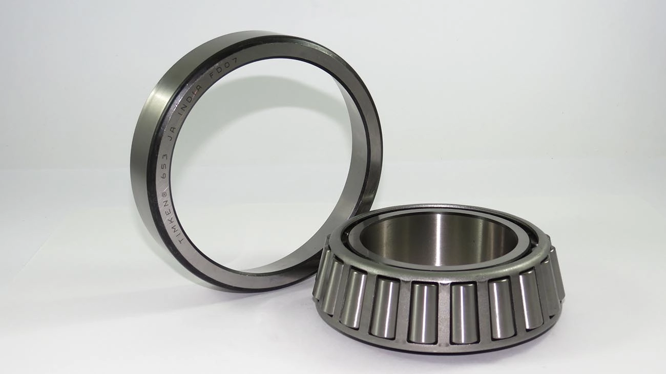 ROLAMENTO RODA TRASEIRA EXTERNO VOLVO TODOS RODA RAIADA/DISCO - 82,55X146,05X41,275MM