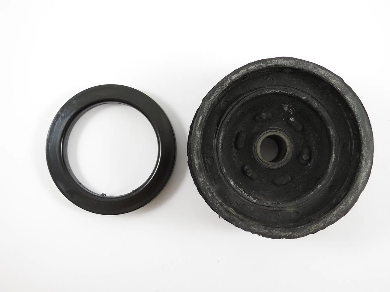 KIT AMORTECEDOR GM OMEGA/SUPREMA 92/98 - C/COXIM E ROLAMENTO